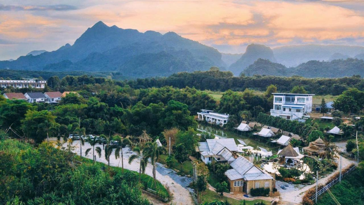 Nang Non Camping Ville นางนอนแค้มป์ปิ้งวิลล์ منطقة ماي ساي المظهر الخارجي الصورة