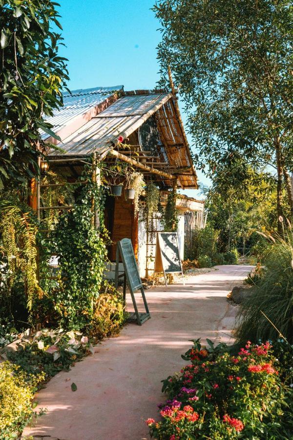 Nang Non Camping Ville นางนอนแค้มป์ปิ้งวิลล์ منطقة ماي ساي المظهر الخارجي الصورة