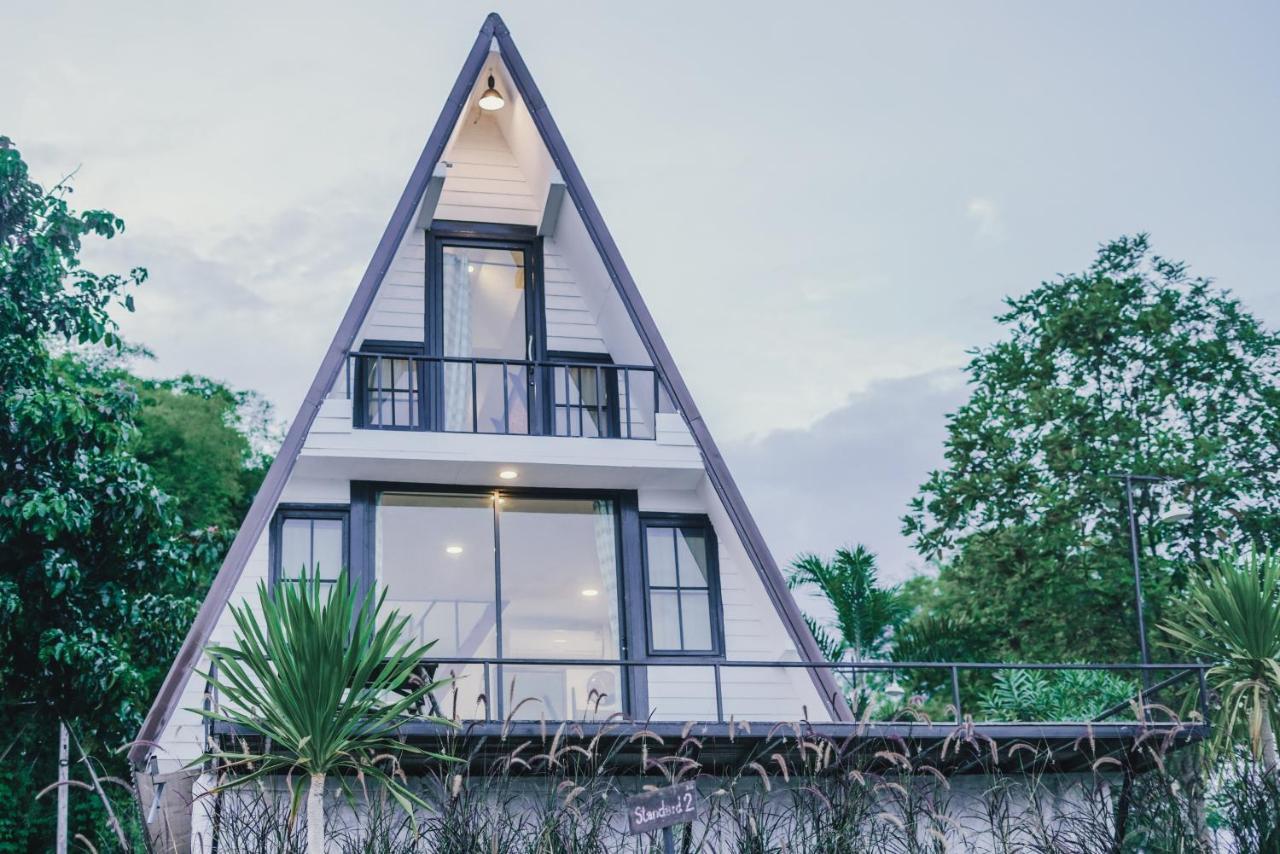 Nang Non Camping Ville นางนอนแค้มป์ปิ้งวิลล์ منطقة ماي ساي المظهر الخارجي الصورة